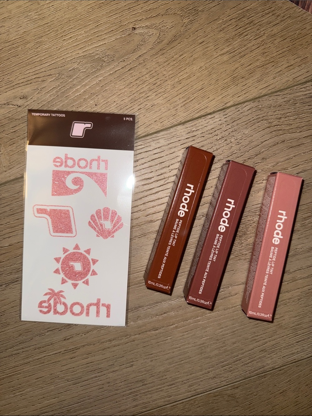 Rhode skin peptide lip treatment trio (macadamia butter, honey mango, colada)